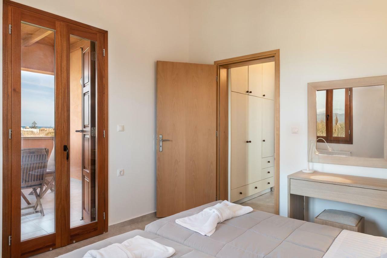 Androulakis Apartments Йеранион Экстерьер фото