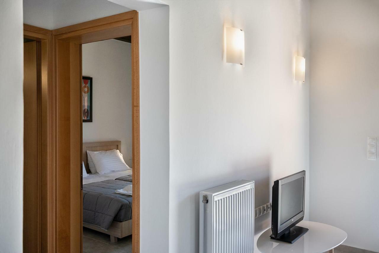 Androulakis Apartments Йеранион Экстерьер фото