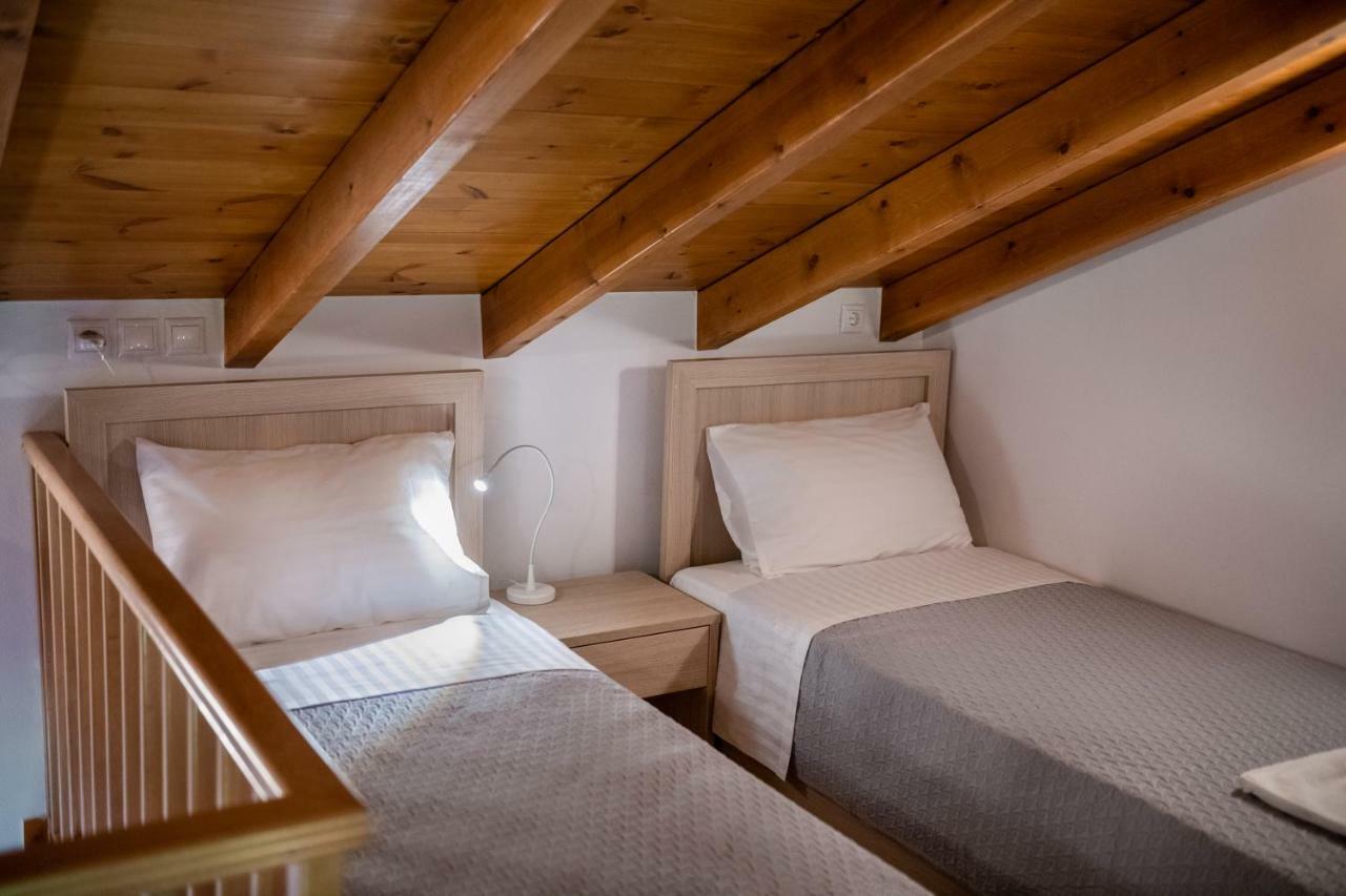 Androulakis Apartments Йеранион Экстерьер фото